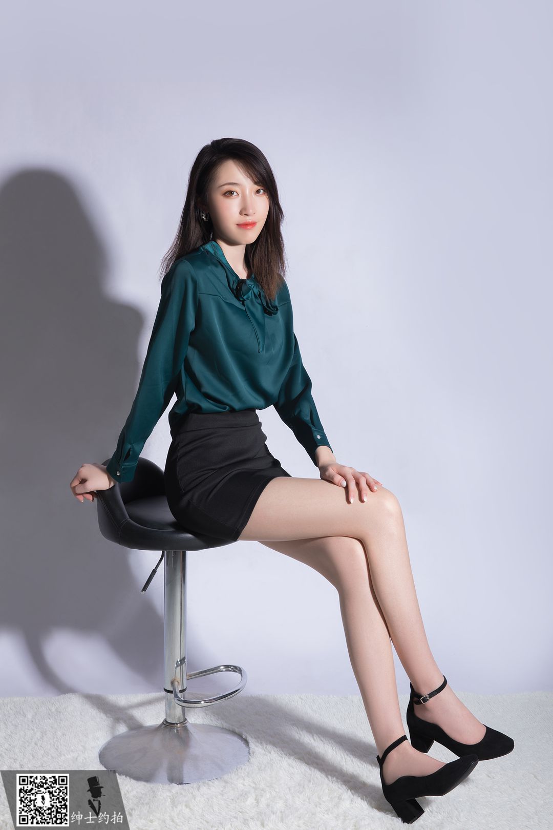 图片[6]-穿搭分享_墨绿衬衫温润风-爱拼知识社 - 互联网创业与虚拟资源分享